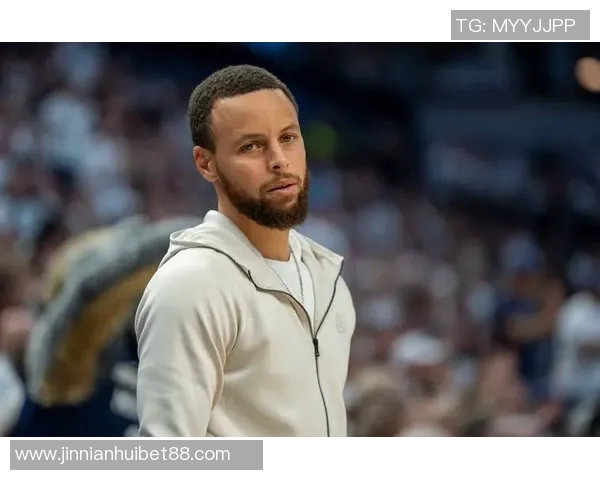 赛斯库里自信发声称自己在三分和中距离投篮方面表现出色并被低估 赛斯库里自信发声称自己在三分和中距离投篮方面表现出色并被低估