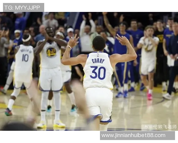 菜鸟埃奇库姆绝杀勇士费尔斯全能表现助球队逆转胜利