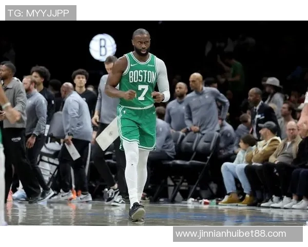 杰伦布朗呼吁球迷给予耐心球队缺少全明星球员难以弥补空缺